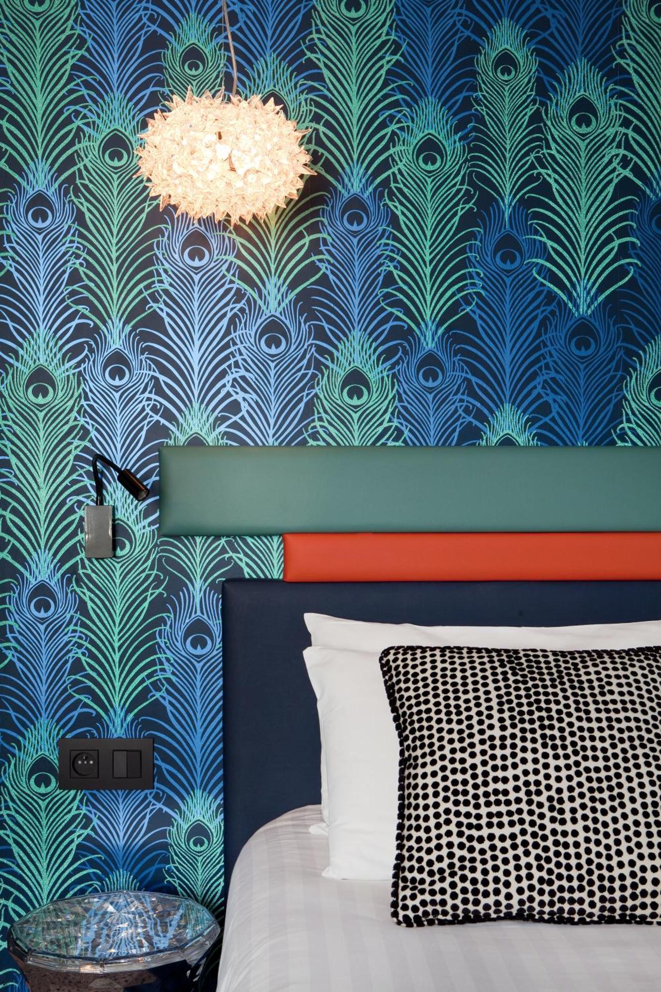 Deluxe Kamer met 2 Aparte Bedden en een Slaapbank